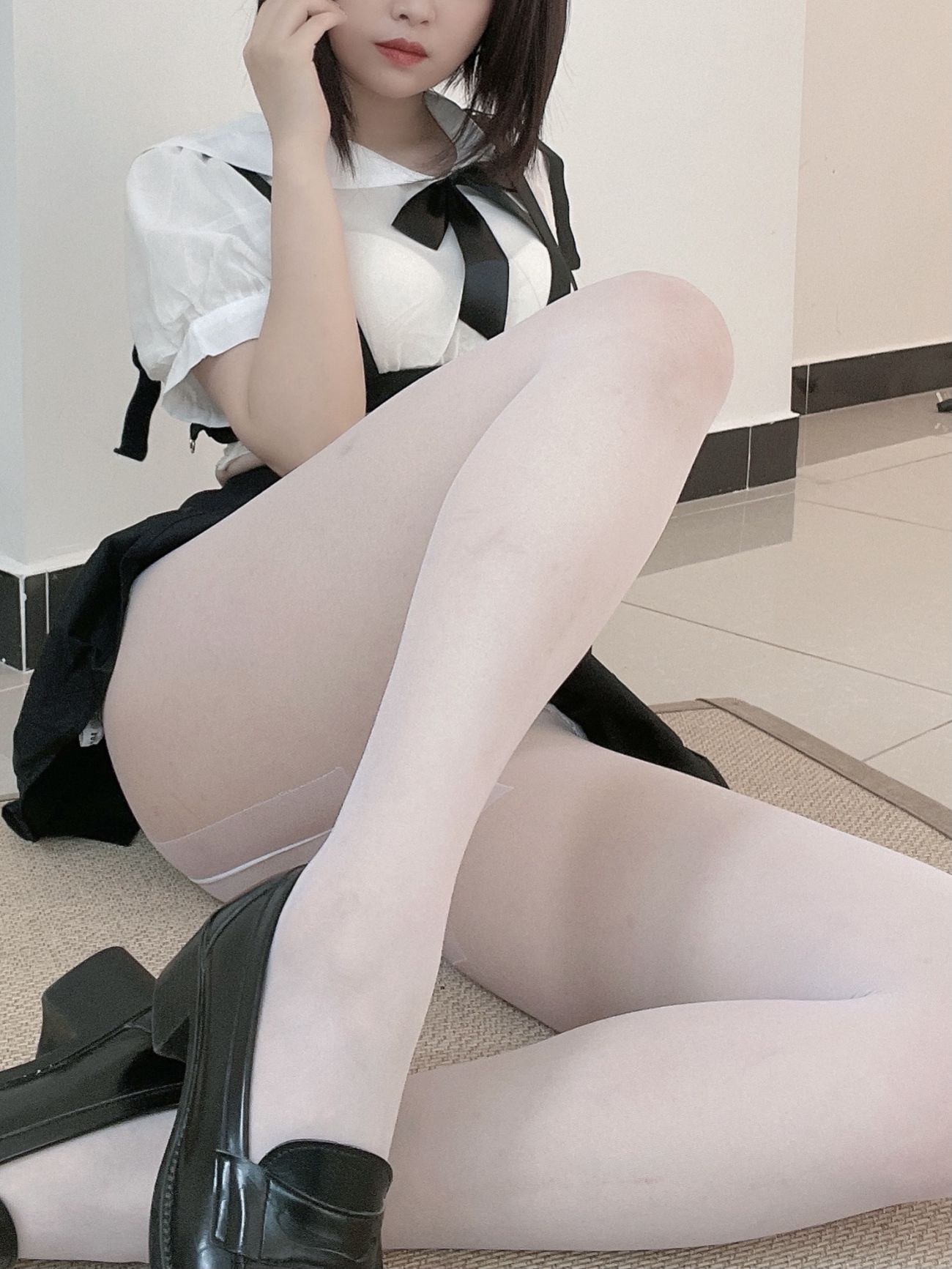 微博美少女田璐璐Cosplay性感写真白丝短裙 (31)