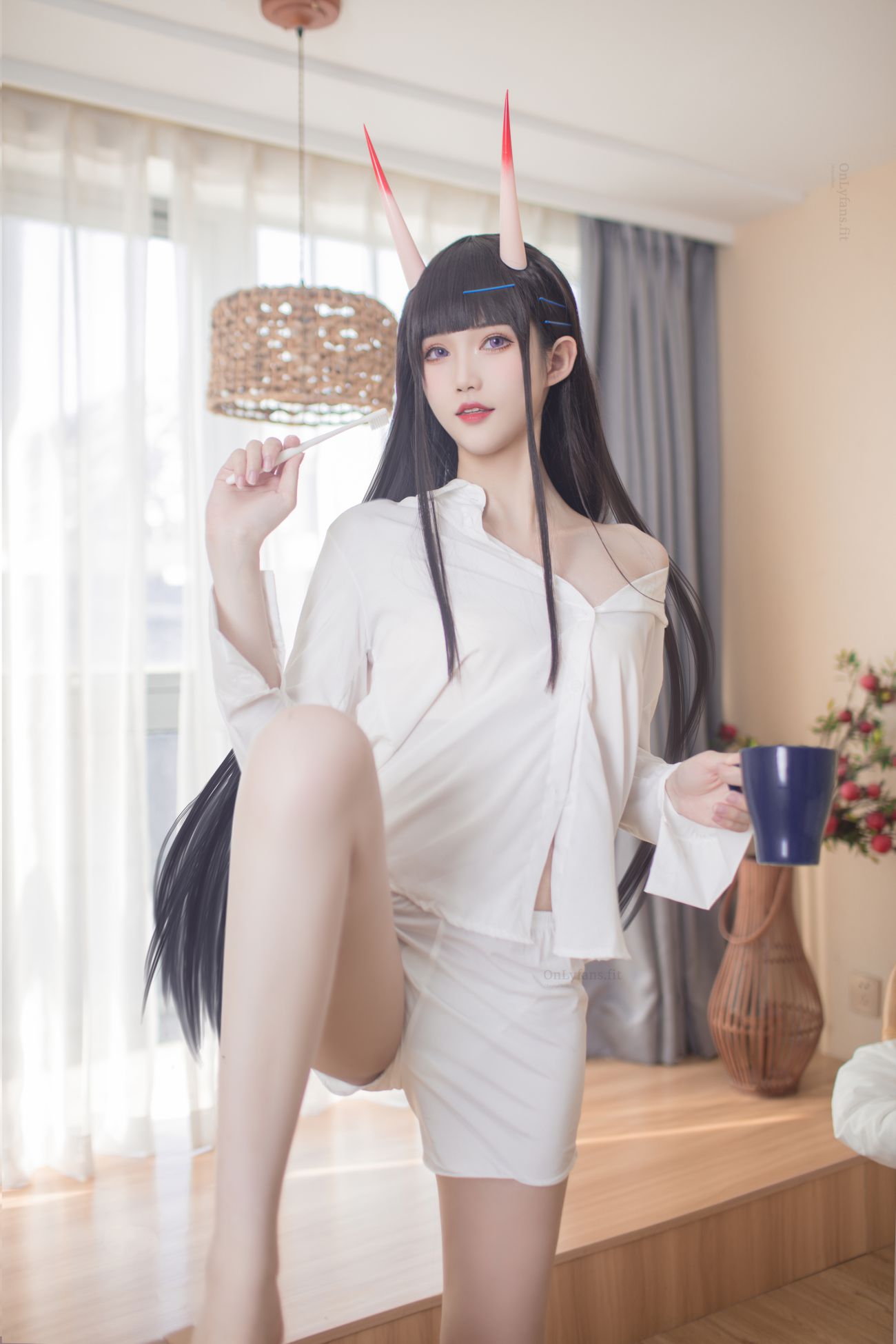 微博美少女花兮honoka性感写真能代宁静的六叠间 (11)