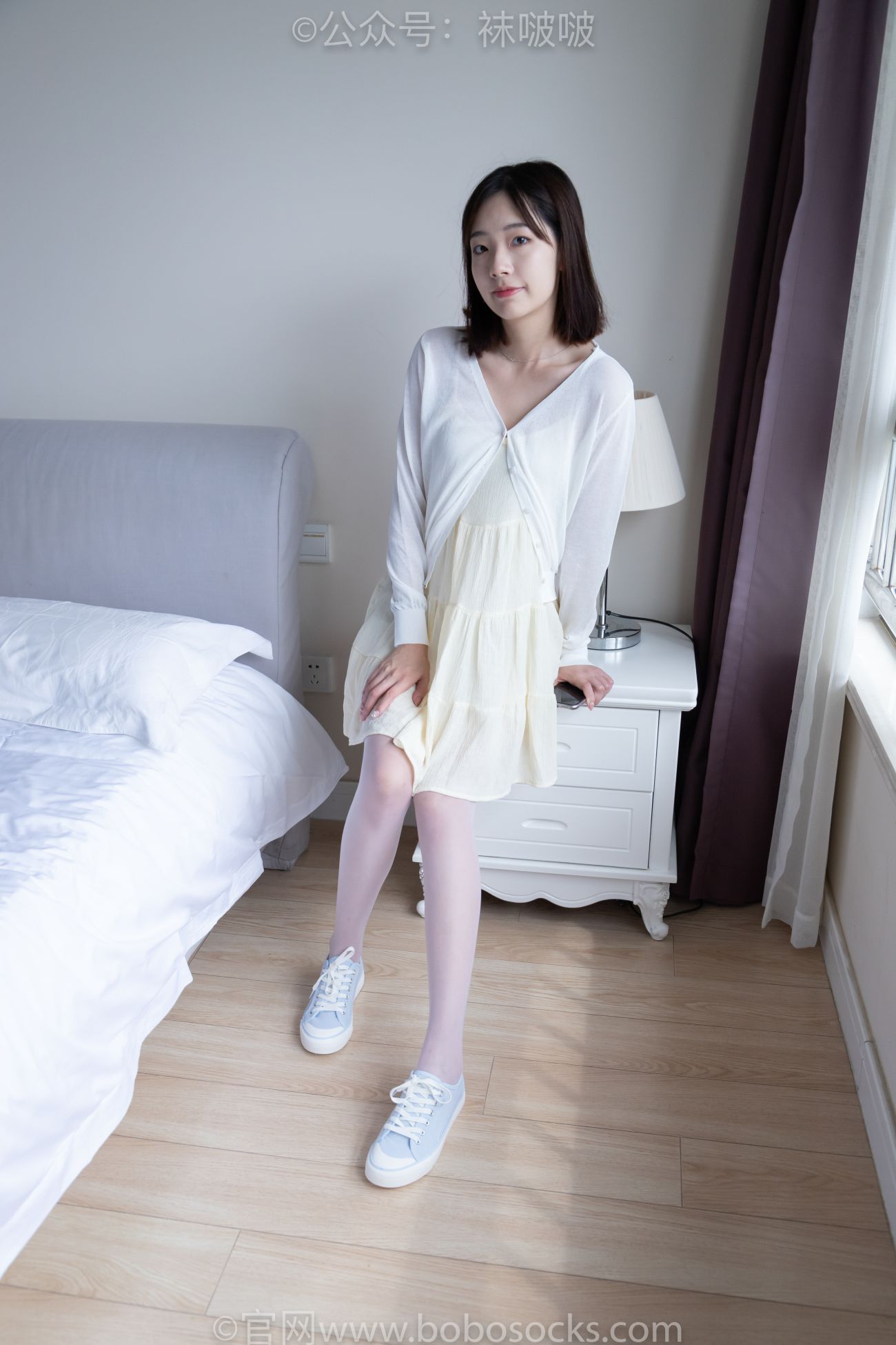 BoBoSocks袜啵啵美少女丝袜美脚写真第No.005期小甜豆帆布鞋薄白丝 (6)