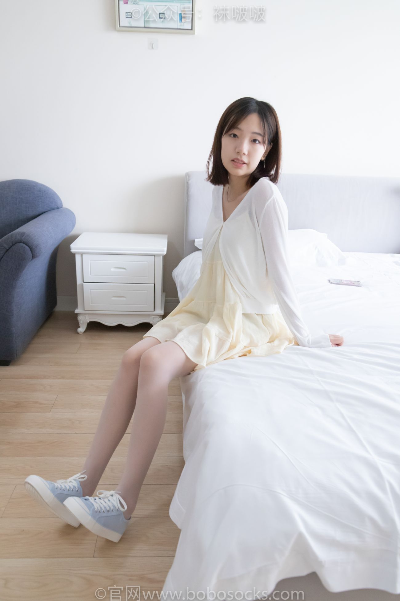 BoBoSocks袜啵啵美少女丝袜美脚写真第No.005期小甜豆帆布鞋薄白丝 (132)