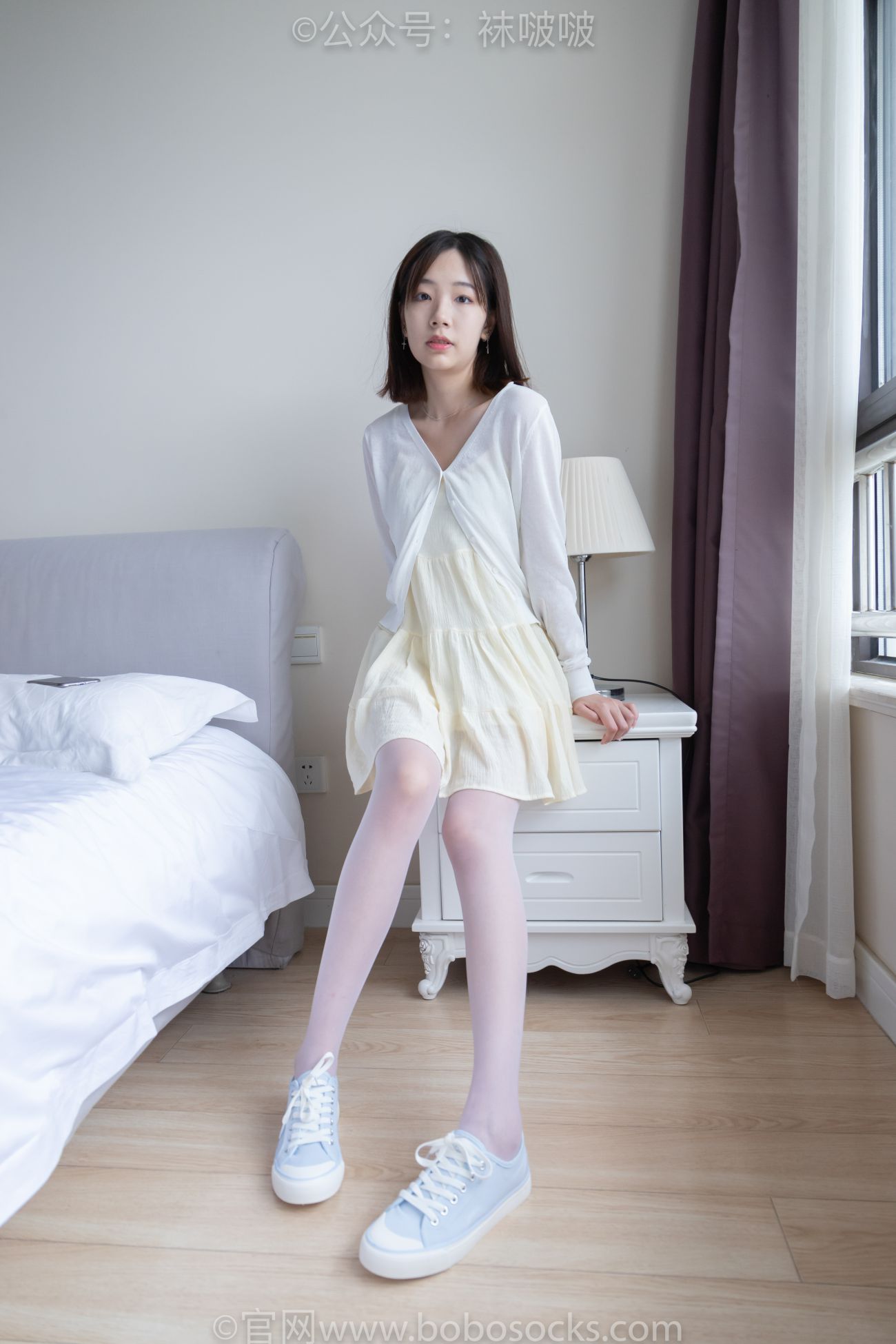 BoBoSocks袜啵啵美少女丝袜美脚写真第No.005期小甜豆帆布鞋薄白丝 (10)