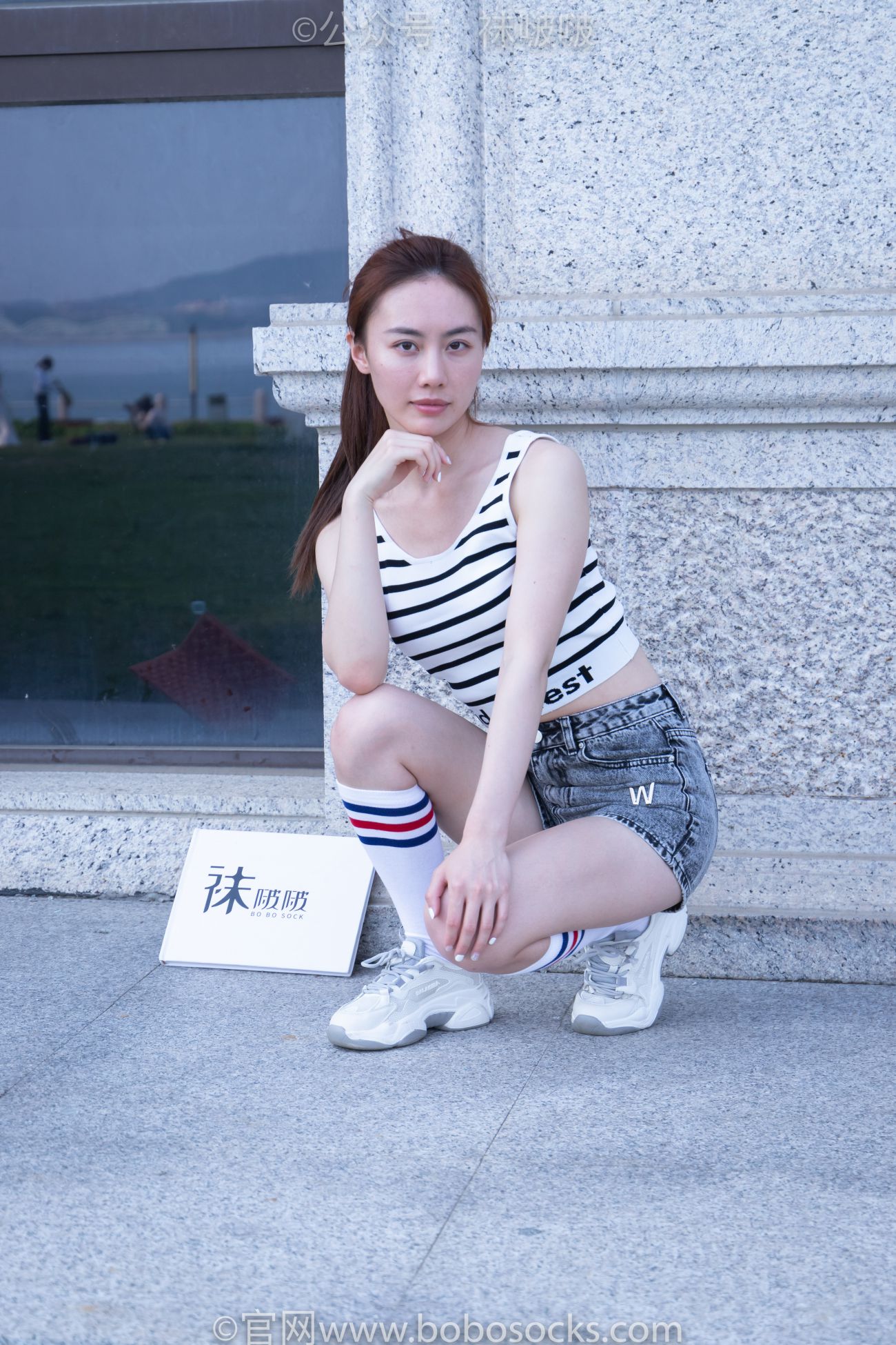 BoBoSocks袜啵啵美少女丝袜美脚写真第No.006期小米运动鞋白色小腿袜裸足 (15)