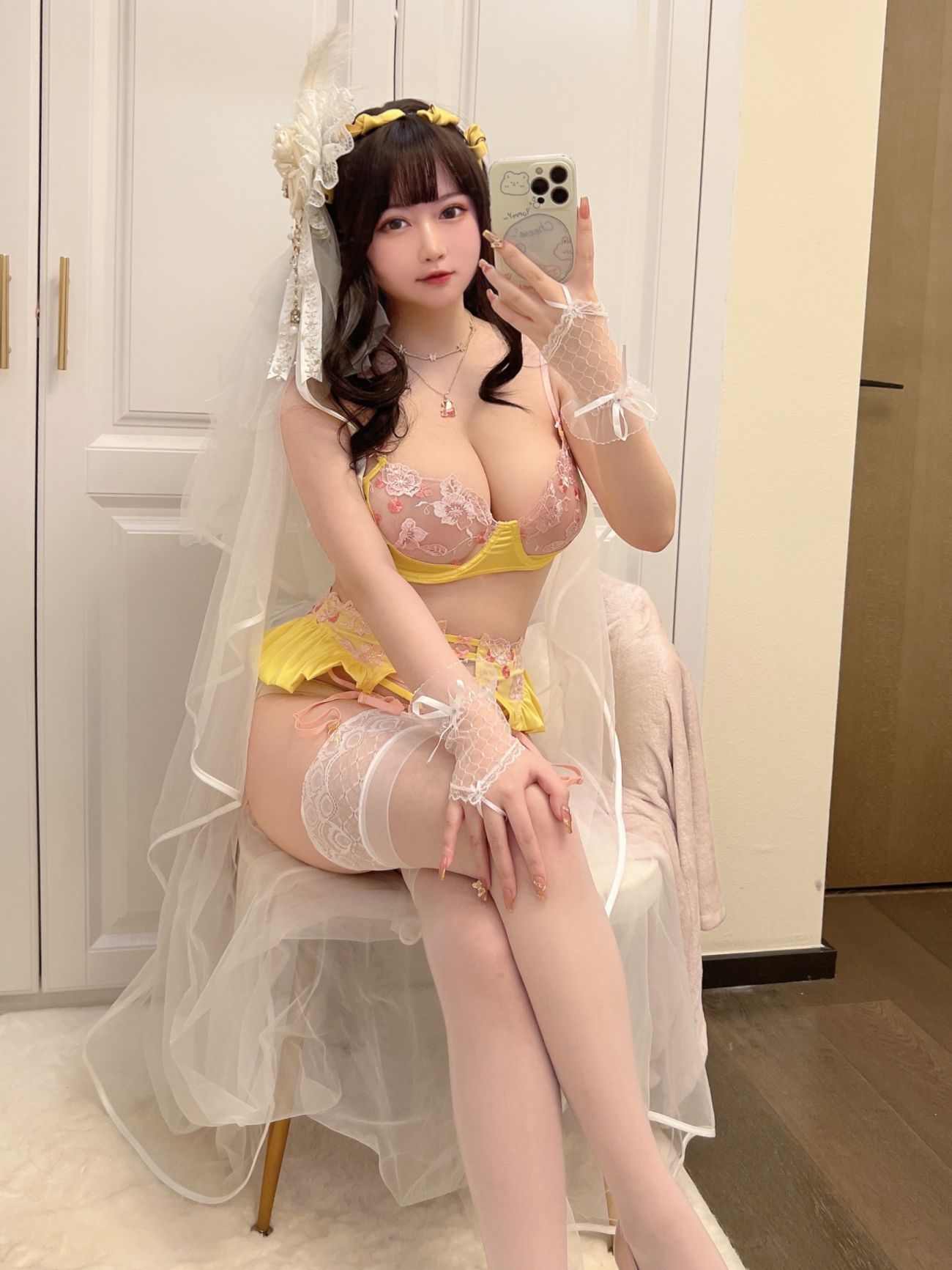 微博美少女是依酱呀Cosplay性感写真丰满的一月 (13)