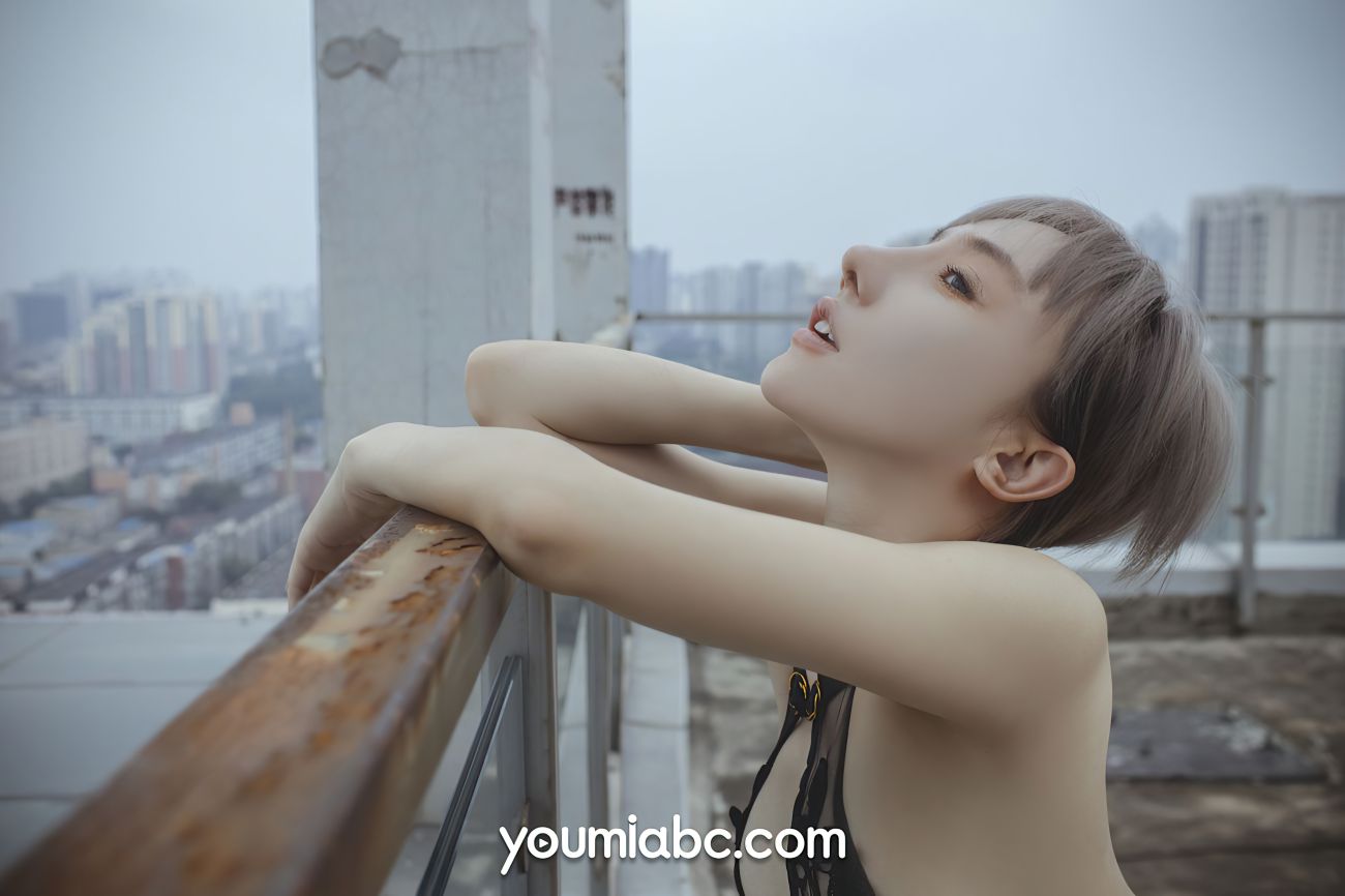 YouMi尤蜜性感模特写真第2021.09.18期楼顶的大象丰臣羽立 (13)