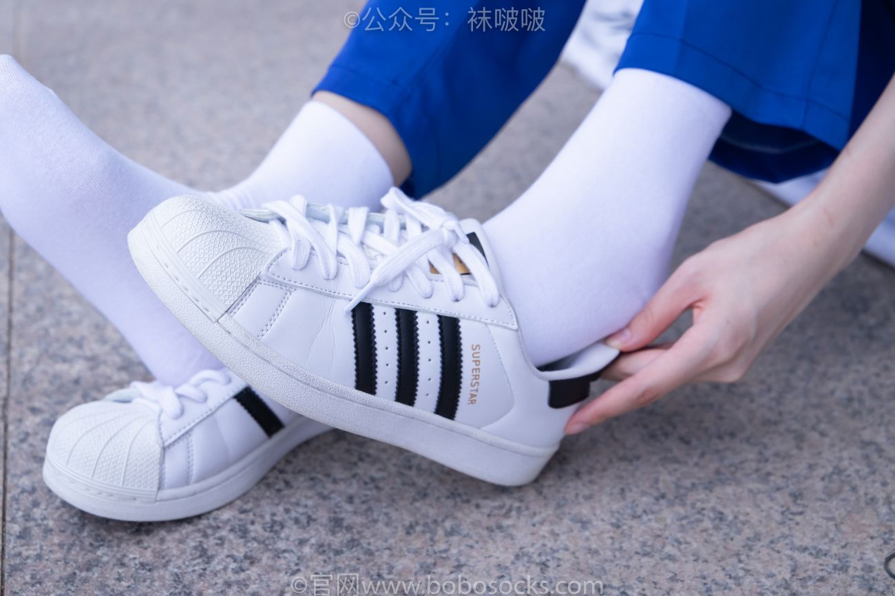 BoBoSocks袜啵啵美少女丝袜美脚写真第No.022期小甜豆校服贝壳头白棉袜肉丝 (47)