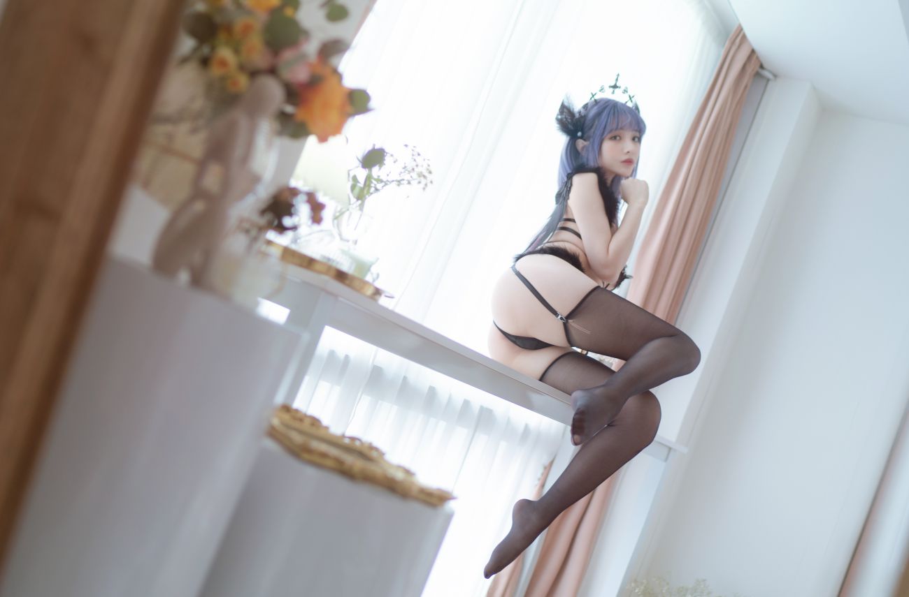 微博美少女雯妹不讲道理Cosplay性感写真黑色天使 (4)