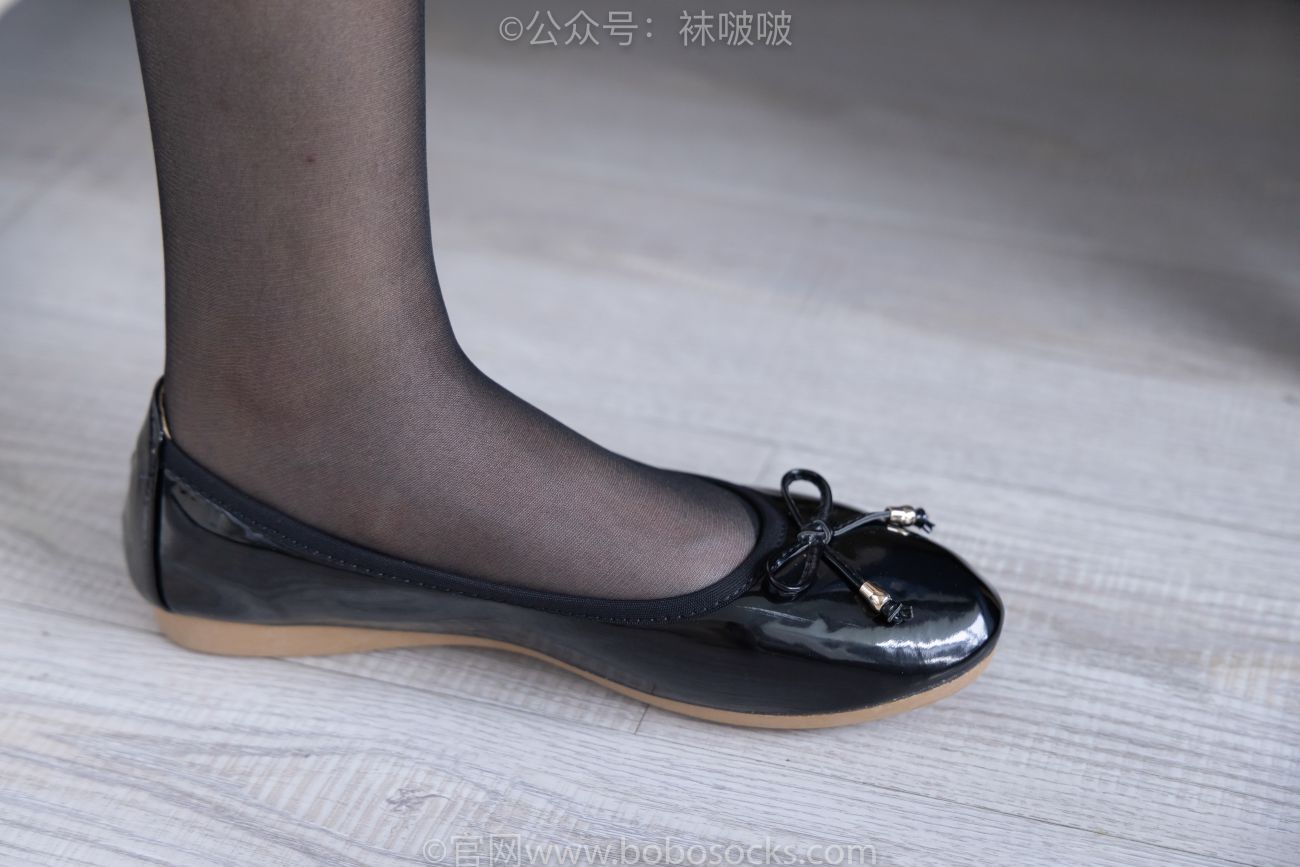 BoBoSocks袜啵啵美少女丝袜美脚写真第No.032期小甜豆平底鞋黑丝 (8)