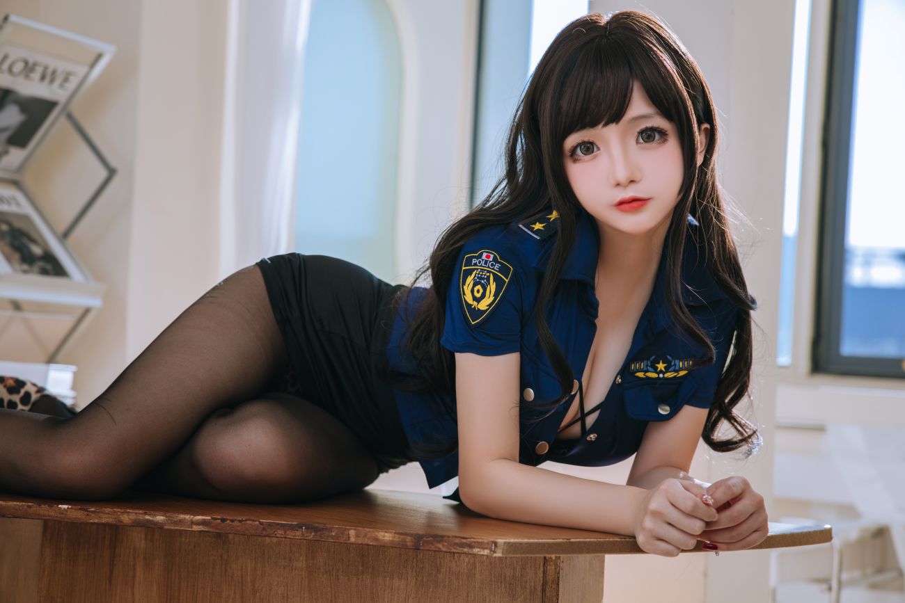 微博美少女日奈娇Cosplay性感写真豹纹女警 (45)