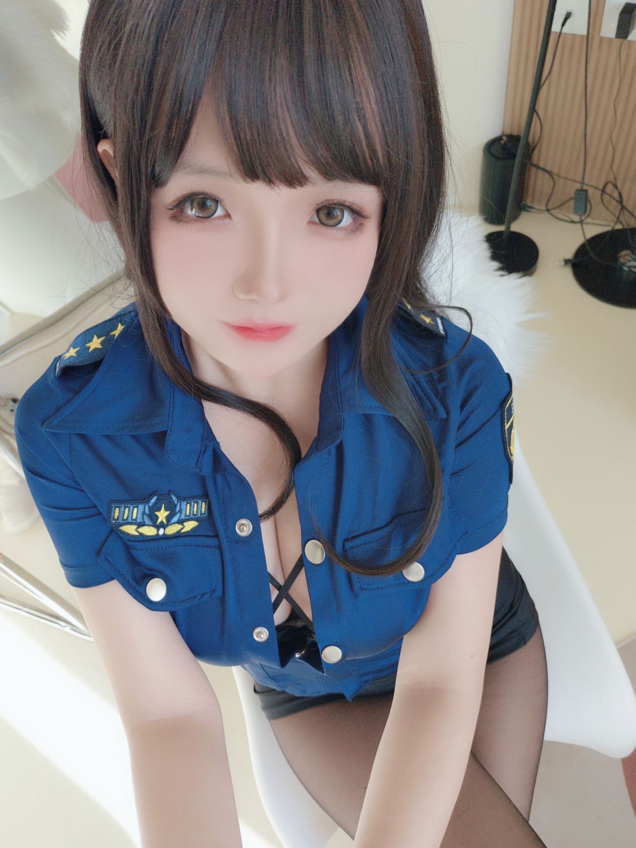 微博美少女日奈娇Cosplay性感写真豹纹女警 (95)