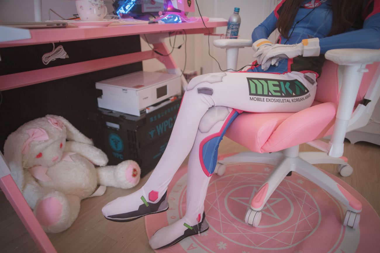 微博美少女木花琳琳是勇者Cosplay性感写真オーバーウォッチD.VA (23)