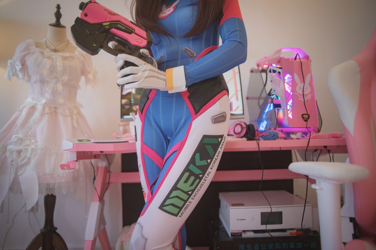 微博美少女木花琳琳是勇者Cosplay性感写真オーバーウォッチD.VA (29)