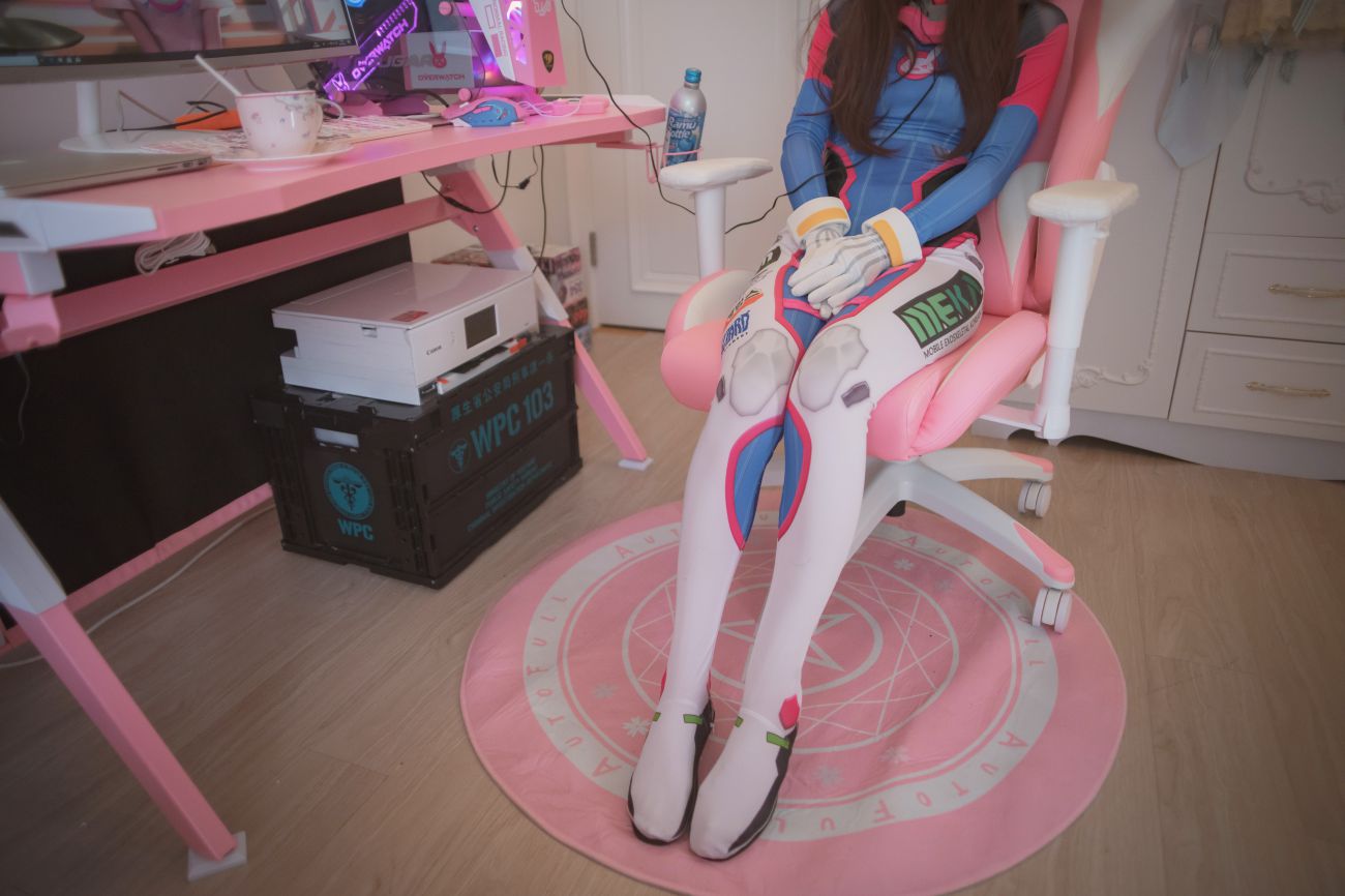 微博美少女木花琳琳是勇者Cosplay性感写真オーバーウォッチD.VA (21)