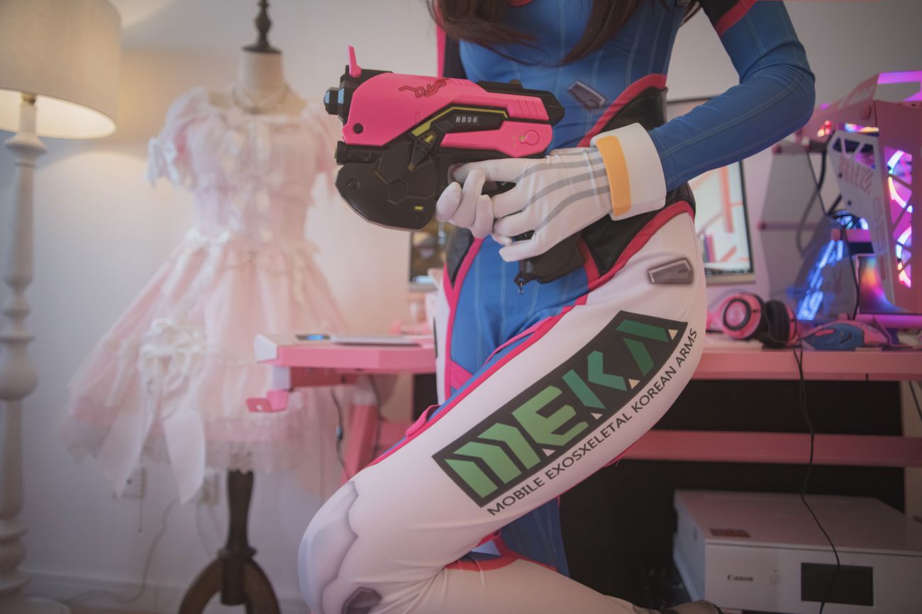 微博美少女木花琳琳是勇者Cosplay性感写真オーバーウォッチD.VA (37)