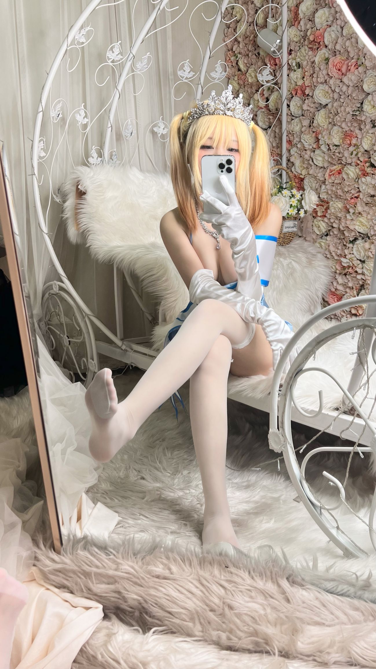 微博美少女摇摇乐yoyoCosplay性感写真闪光色 (111)