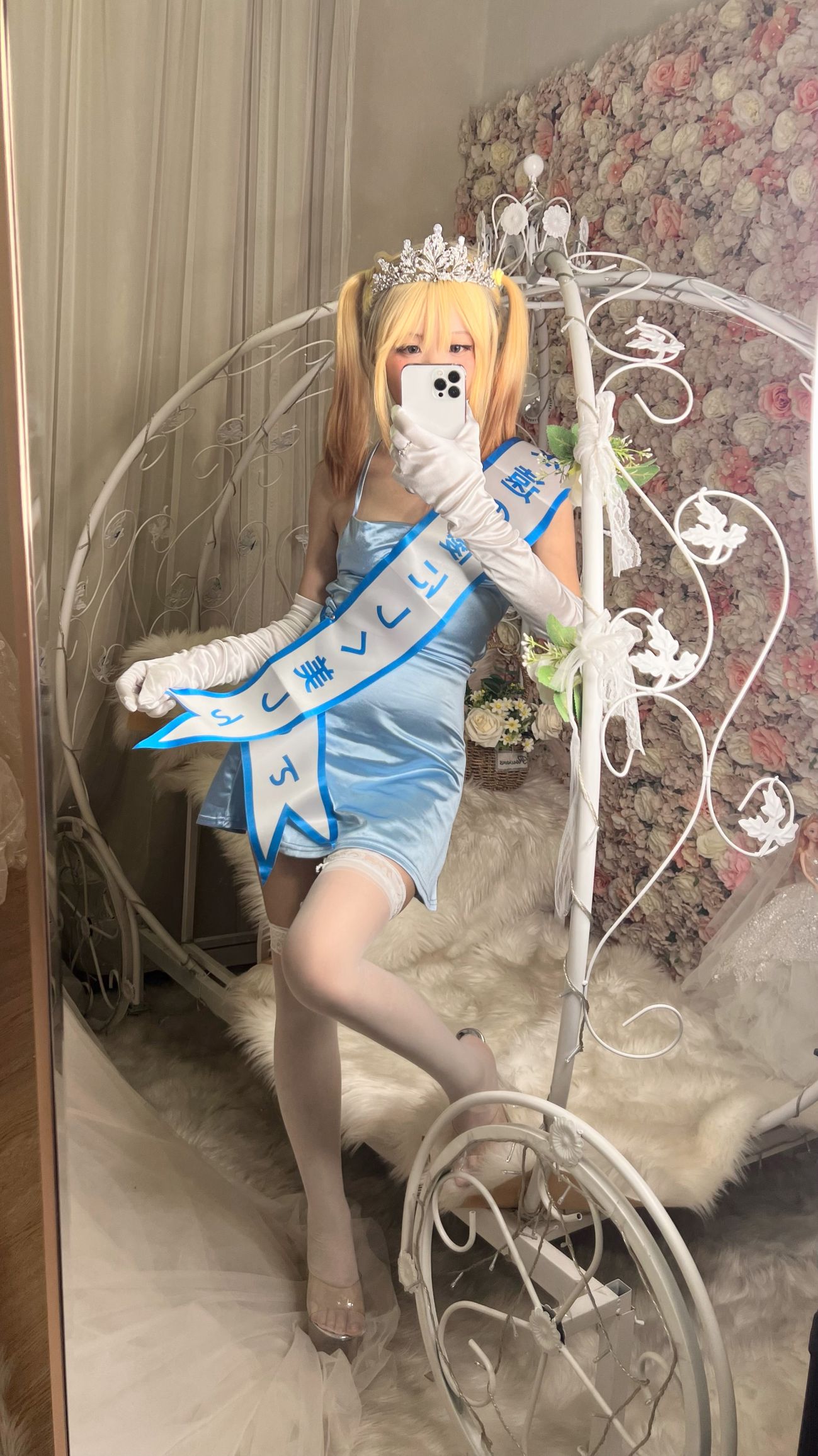 微博美少女摇摇乐yoyoCosplay性感写真闪光色 (127)