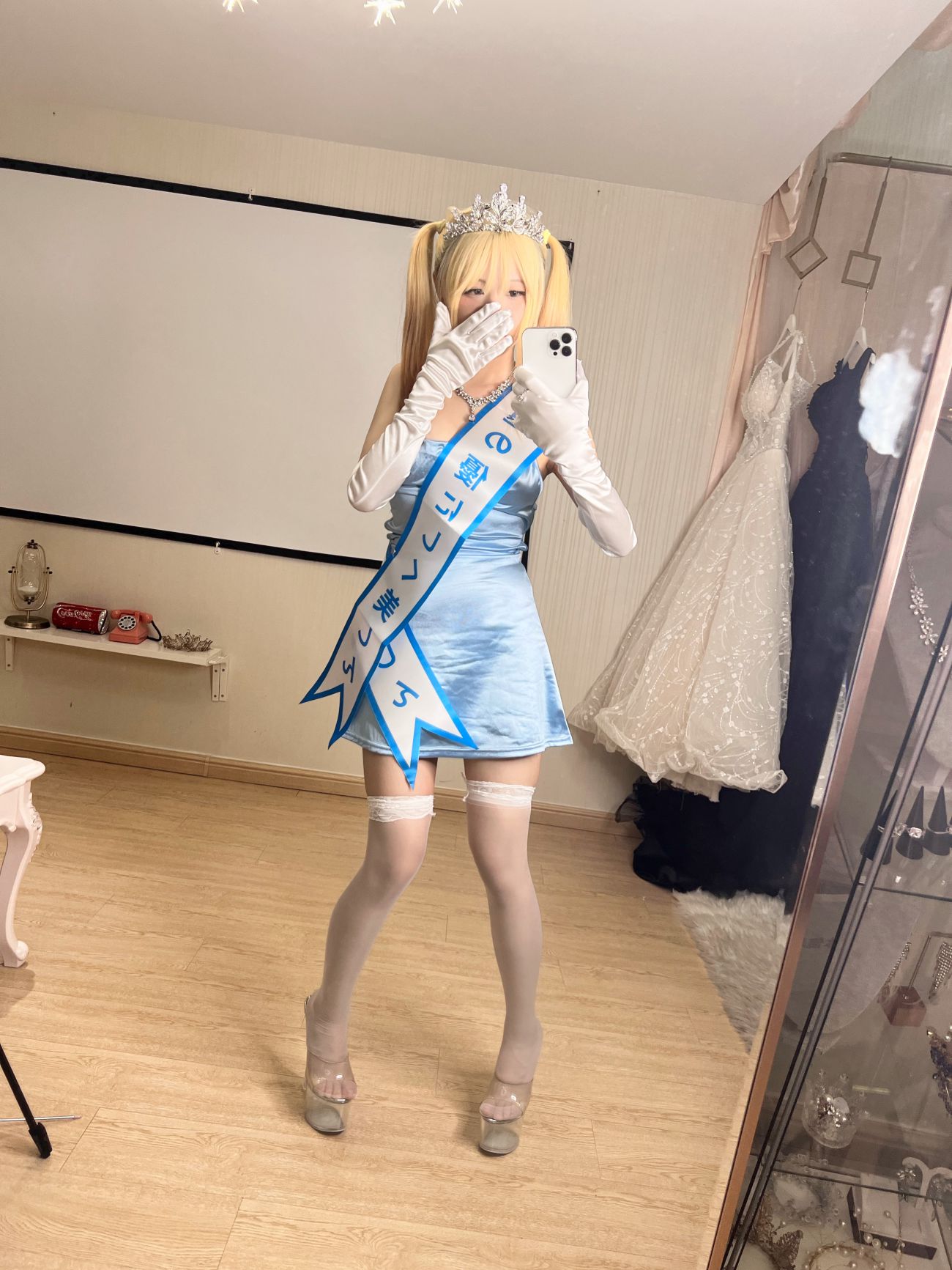 微博美少女摇摇乐yoyoCosplay性感写真闪光色 (130)