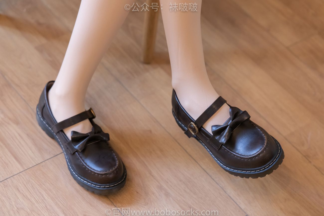 BoBoSocks袜啵啵美少女丝袜美脚写真第No.047期稚予皮鞋厚肉丝 (21)