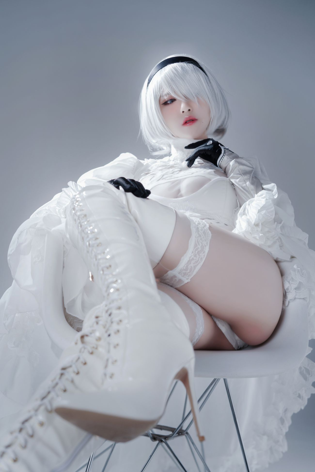 微博美少女半半子Cosplay性感写真Automataヨルハ二号B型 白いドレス (29)