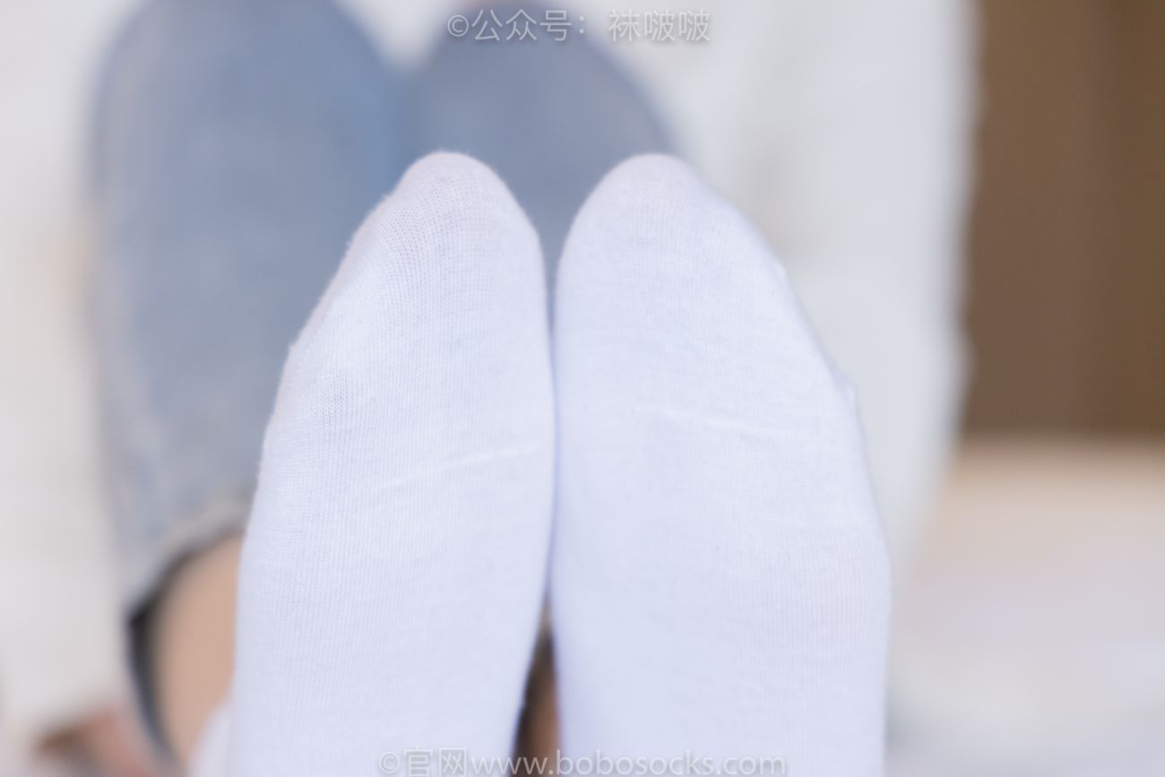 BoBoSocks袜啵啵美少女丝袜美脚写真第No.050期小甜豆高跟长靴白棉袜 (102)