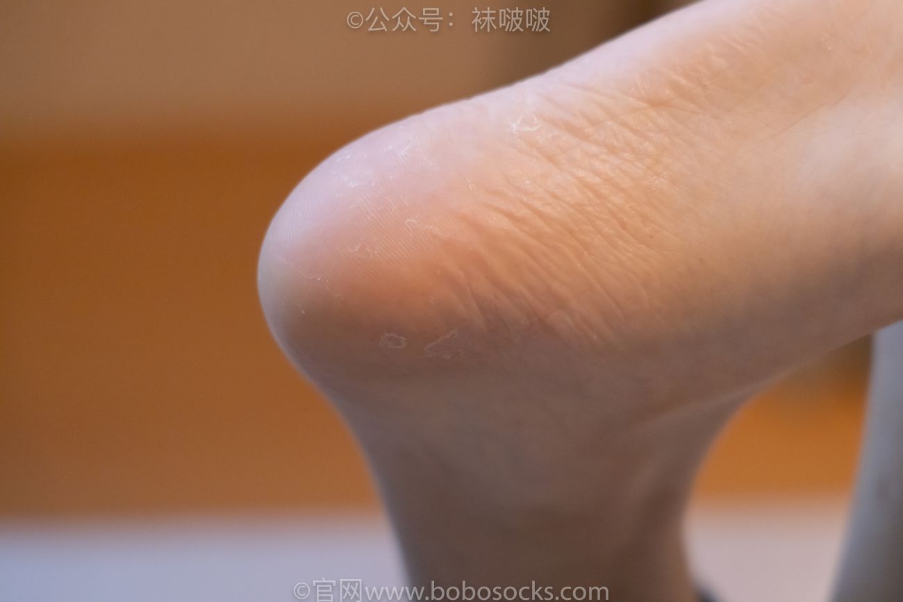 BoBoSocks袜啵啵美少女丝袜美脚写真第No.063期小甜豆平底鞋短肉丝短咖啡丝裸足 (151)