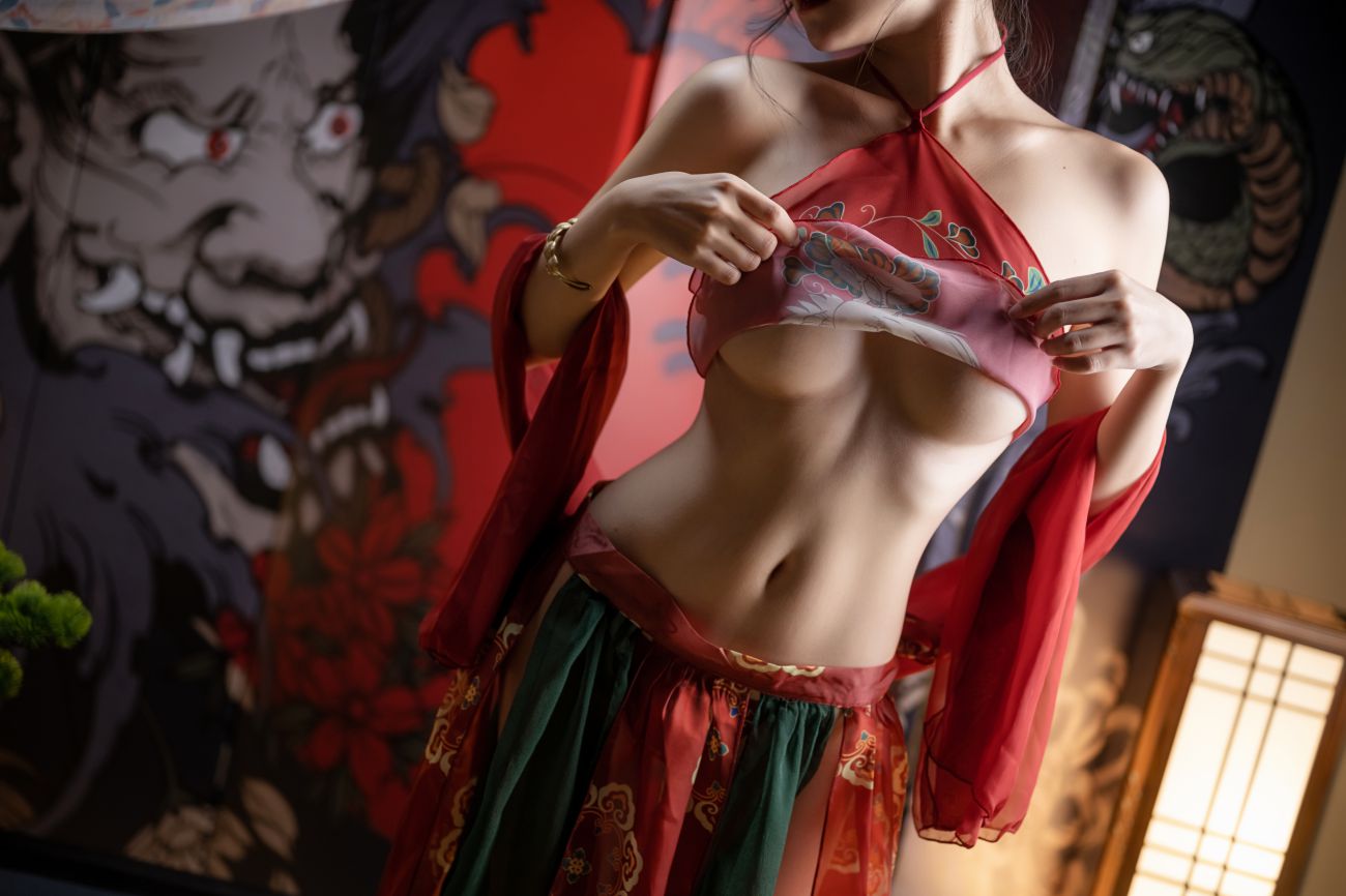 微博美少女香草喵露露性感Cosplay写真2022春节贺图 (20)