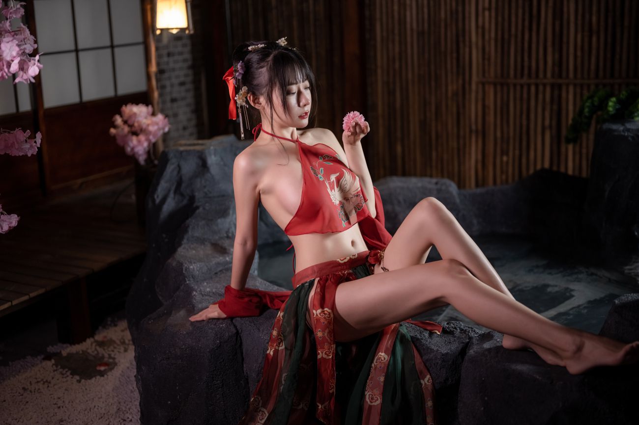 微博美少女香草喵露露性感Cosplay写真2022春节贺图 (35)