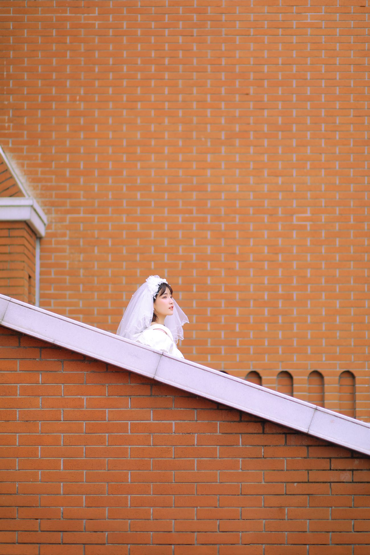 YITUYU艺图语模特唯美写真2021.11.08期新娘的嫁纱我是金儿呀 (15)