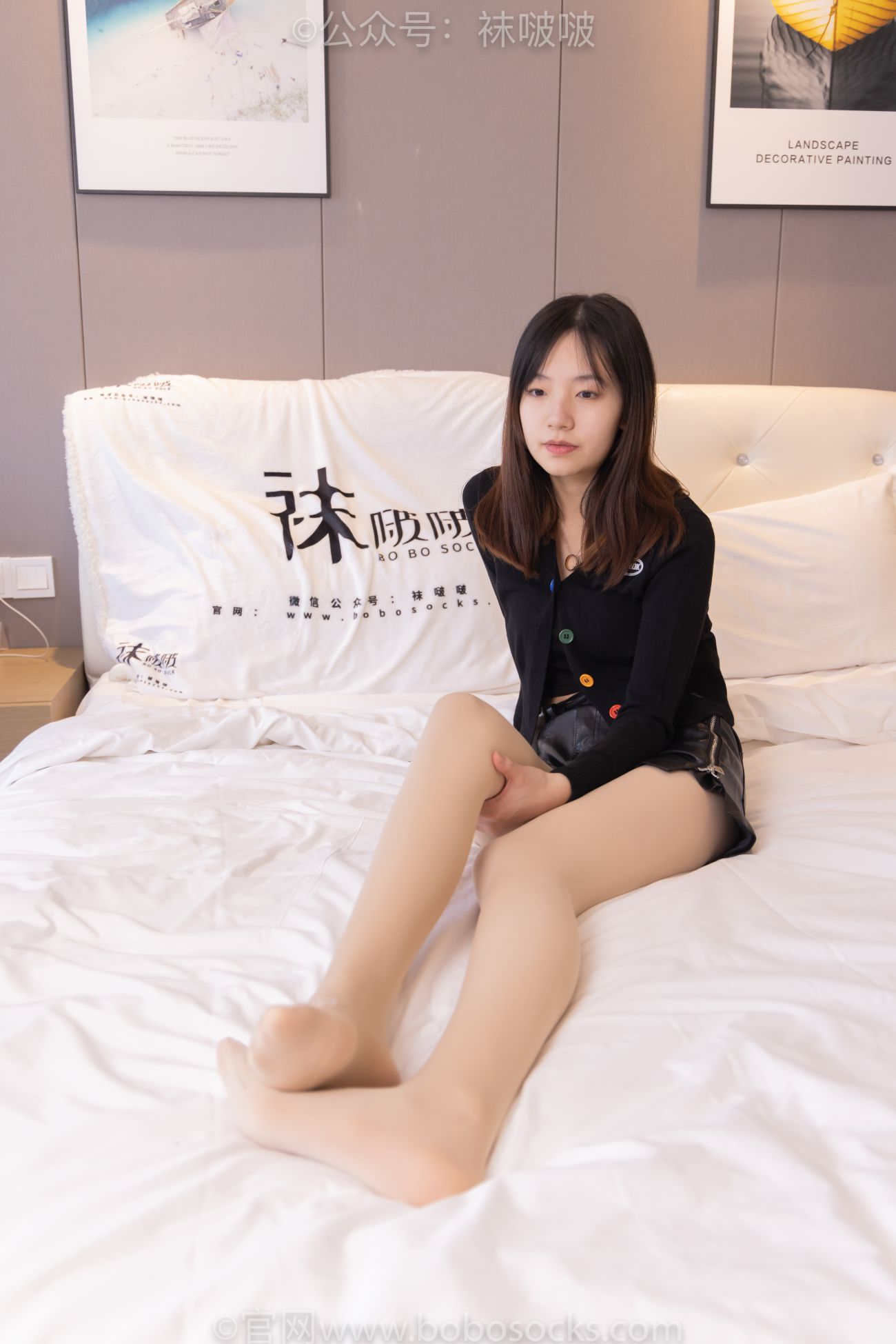 BoBoSocks袜啵啵美少女丝袜美脚写真第No.072期小甜豆两双长靴厚黑丝厚肉丝 (69)