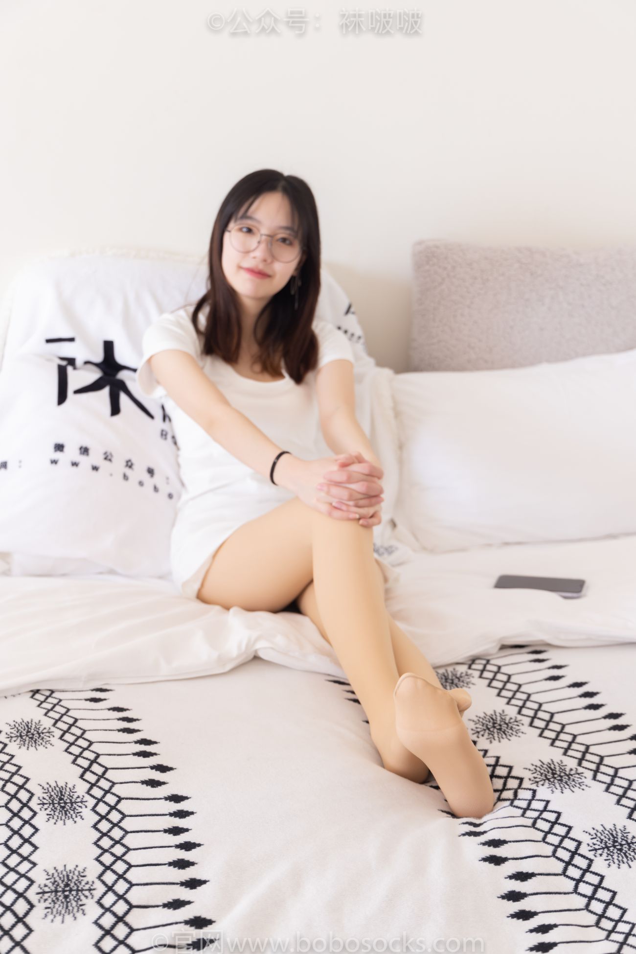 BoBoSocks袜啵啵美少女丝袜美脚写真第No.075期小甜豆凉鞋厚肉丝 (63)