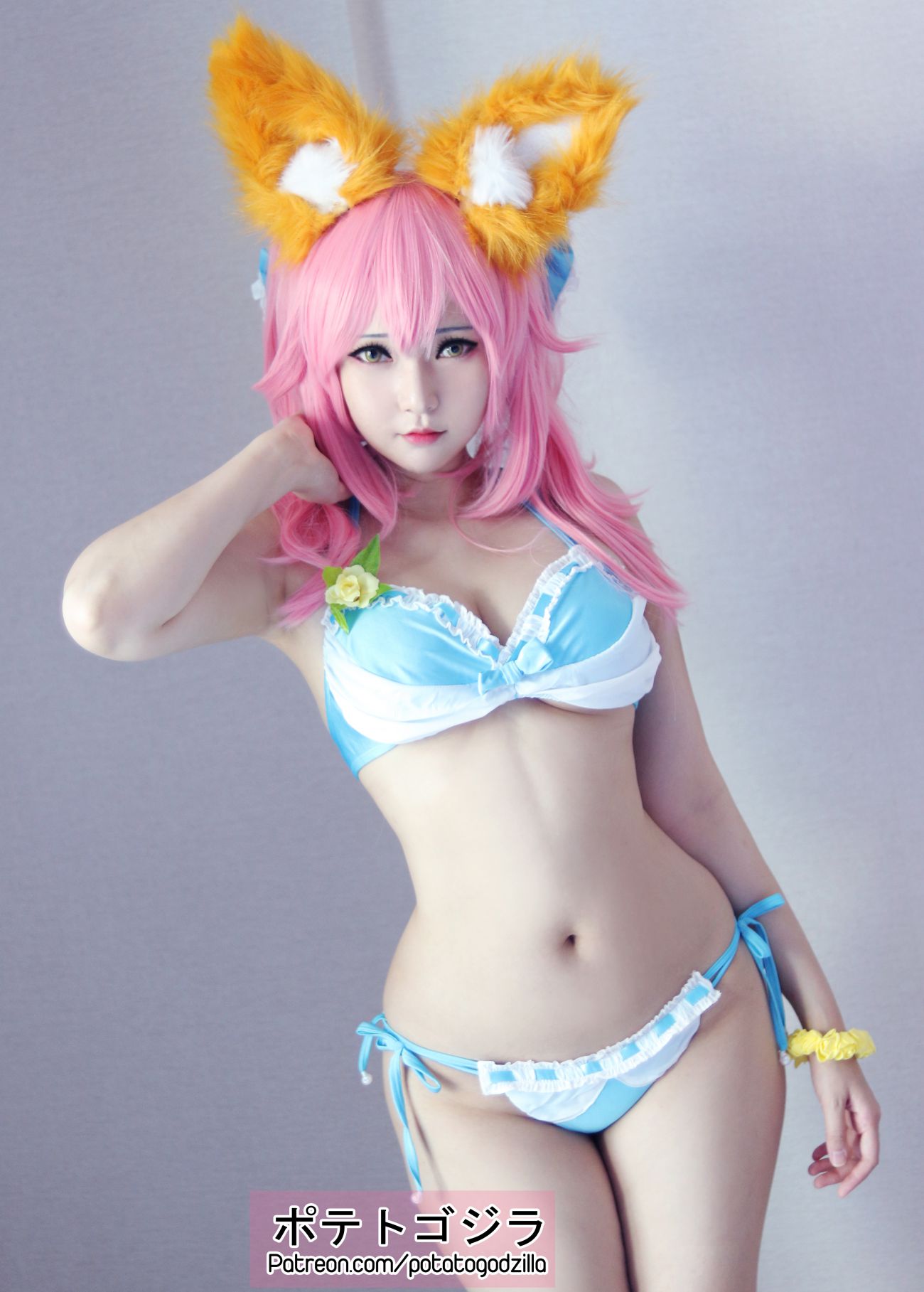 Potato Godzilla Tamamo Bikini (1)