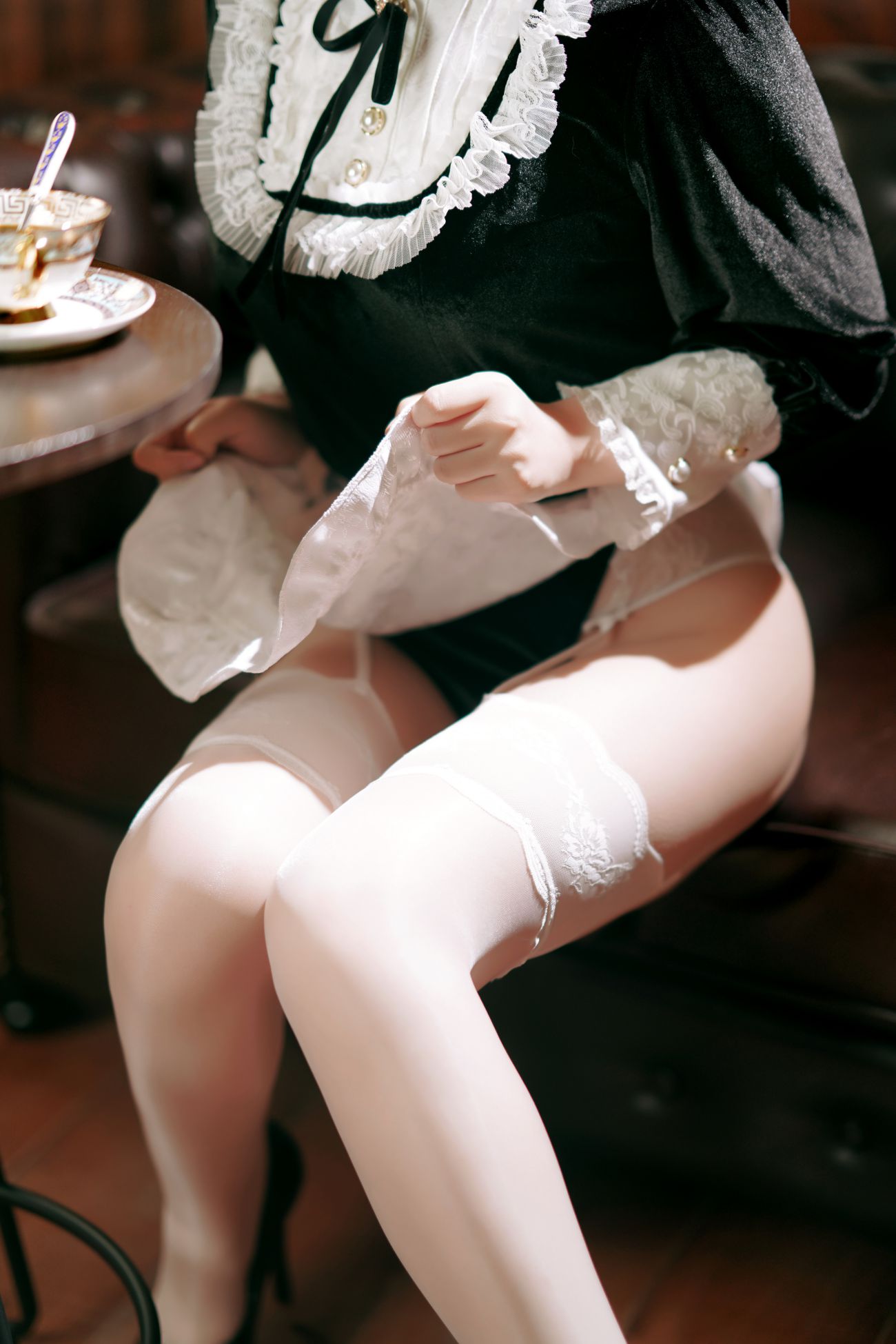 微博美少女半半子性感Cosplay写真来一份下午茶吧 (20)