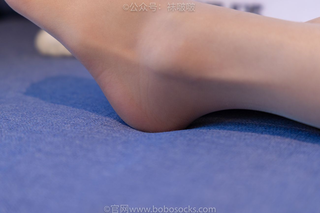 BoBoSocks袜啵啵美少女丝袜美脚写真第No.074期果果高跟鞋凉鞋肉丝裸足 (30)