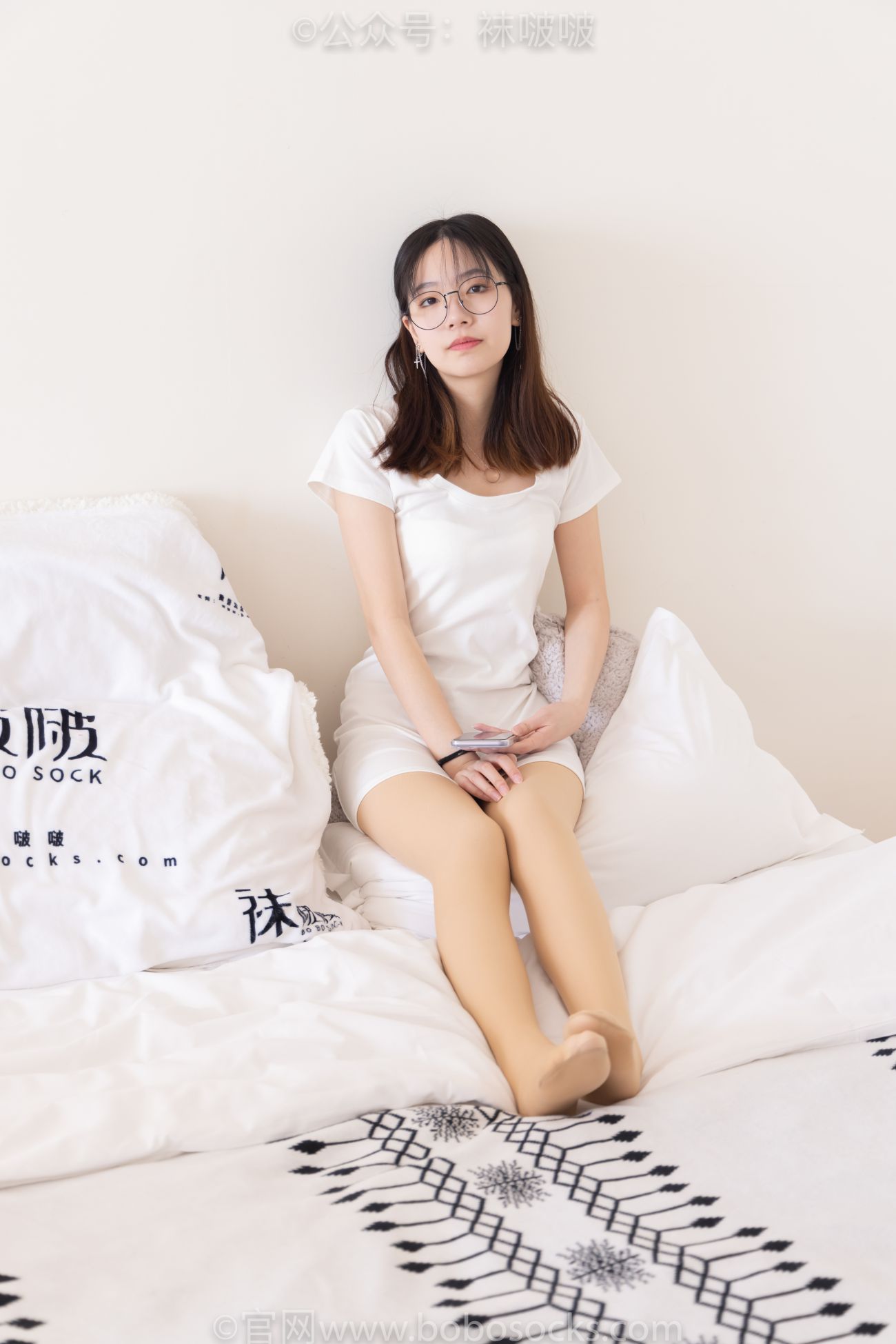 BoBoSocks袜啵啵美少女丝袜美脚写真第No.075期小甜豆凉鞋厚肉丝 (99)