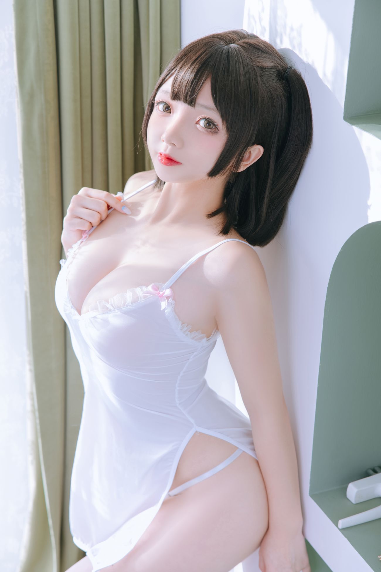 微博美少女日奈娇性感Cosplay写真湿身小白裙 (16)