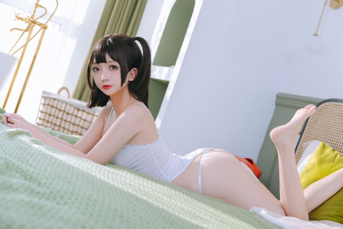 微博美少女日奈娇性感Cosplay写真湿身小白裙 (31)