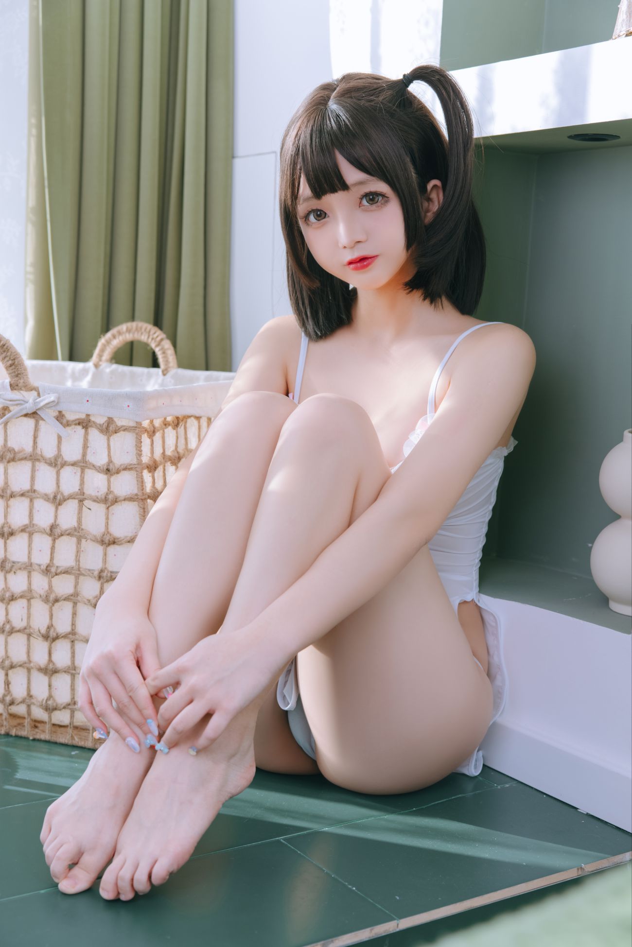 微博美少女日奈娇性感Cosplay写真湿身小白裙 (23)