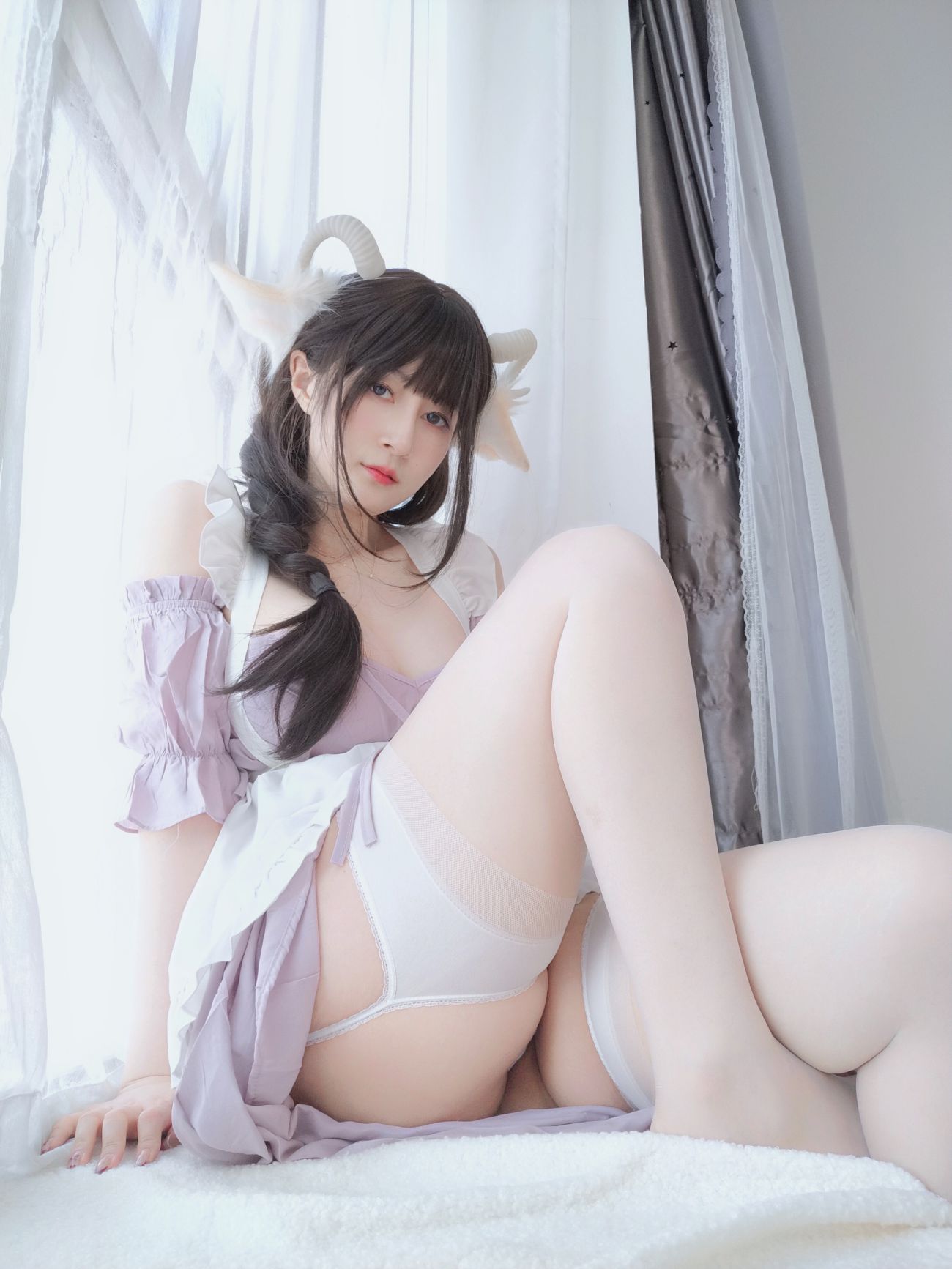 微博美少女白银81性感Cosplay写真白丝兔耳女仆 (52)