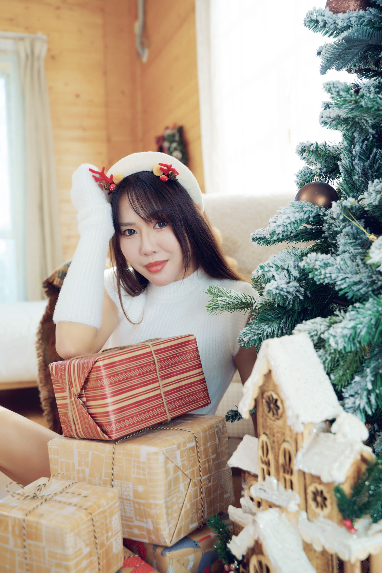 YITUYU艺图语模特唯美写真2021.12.21期圣诞少女 lin (35)
