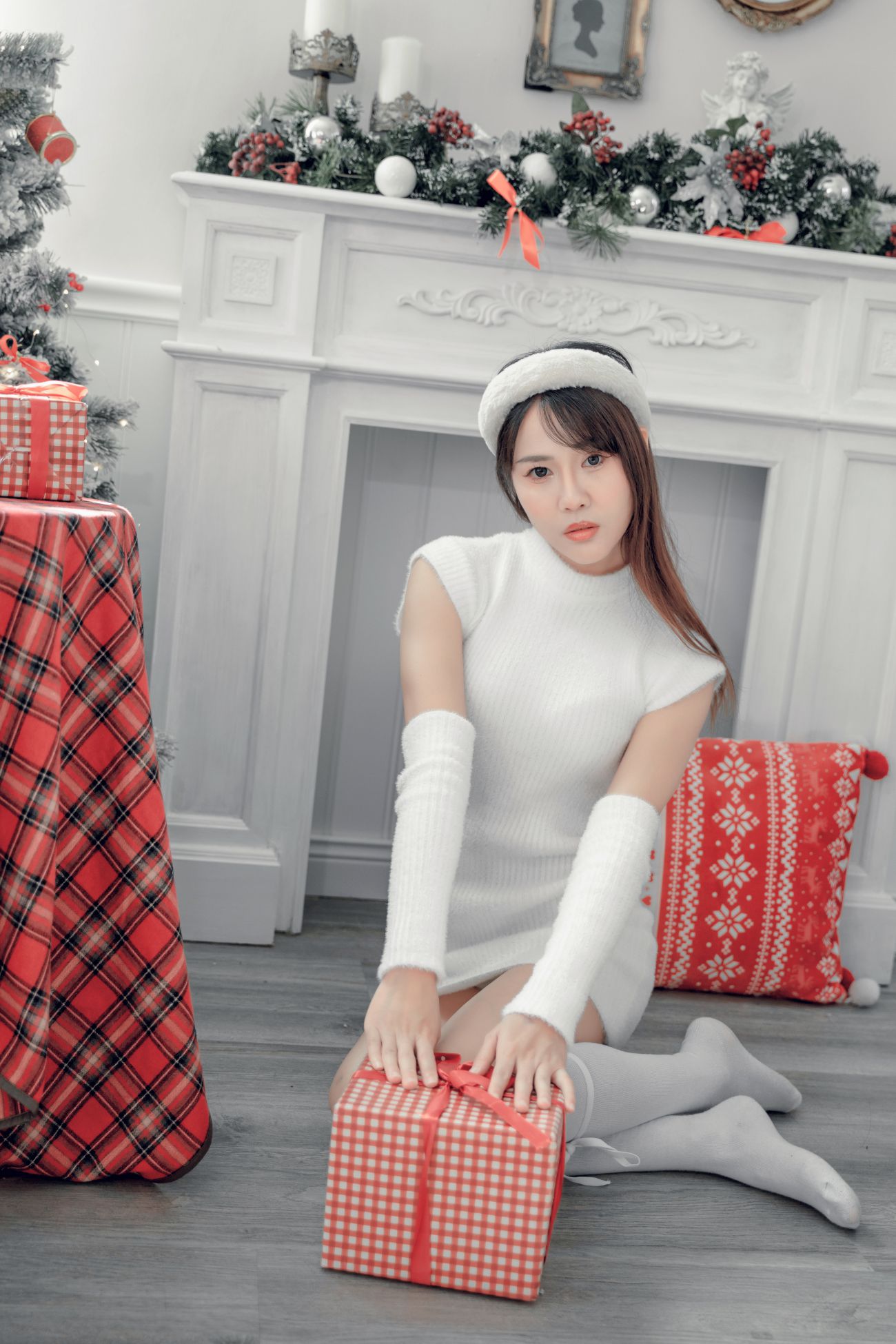 YITUYU艺图语模特唯美写真2021.12.21期圣诞少女 lin (6)