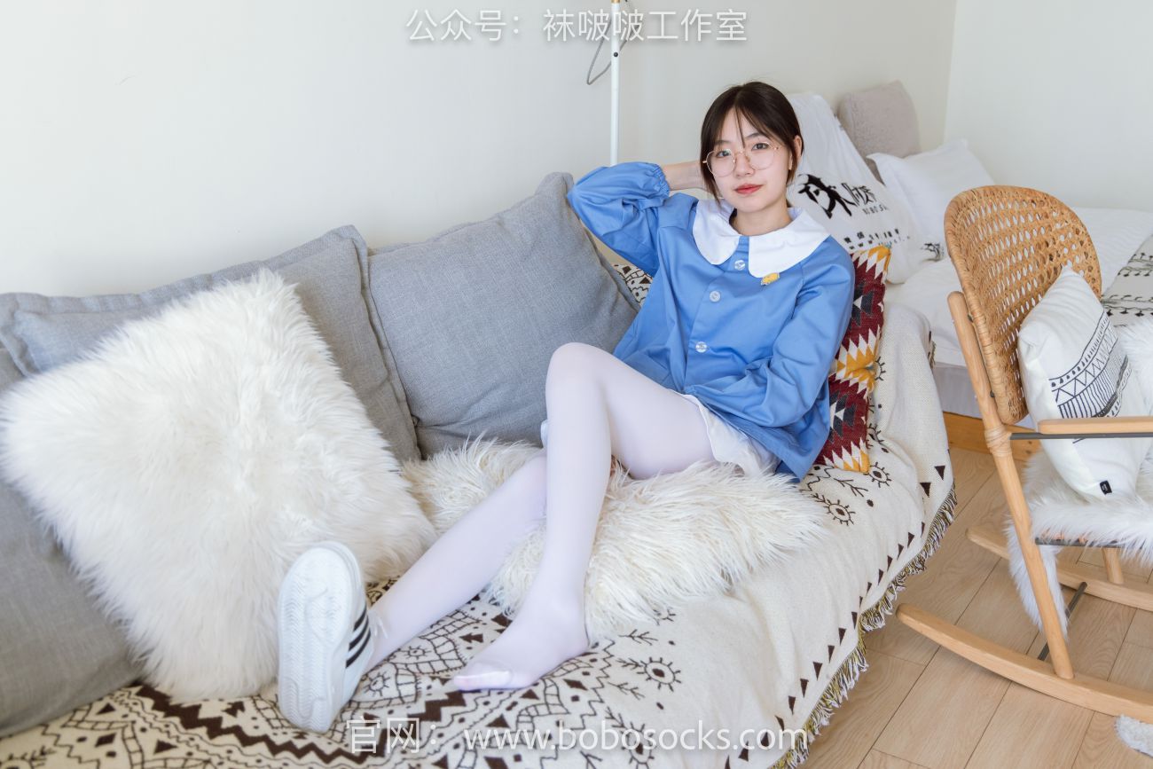 BoBoSocks袜啵啵美少女丝袜美脚写真第No.093期小甜豆贝壳头厚白丝 (50)