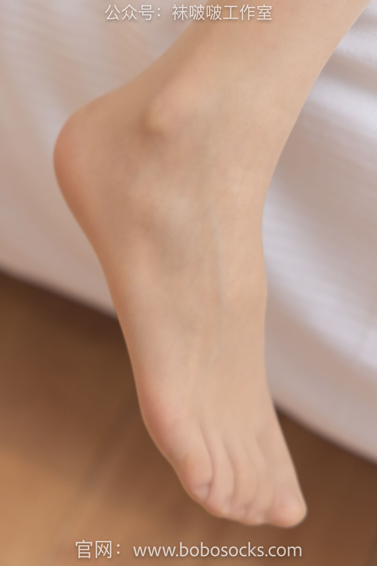 BoBoSocks袜啵啵美少女丝袜美脚写真第No.094期稚予高跟鞋肉丝 (100)