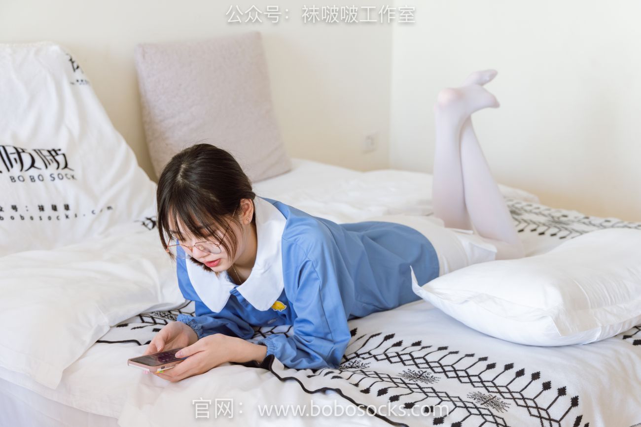 BoBoSocks袜啵啵美少女丝袜美脚写真第No.093期小甜豆贝壳头厚白丝 (97)