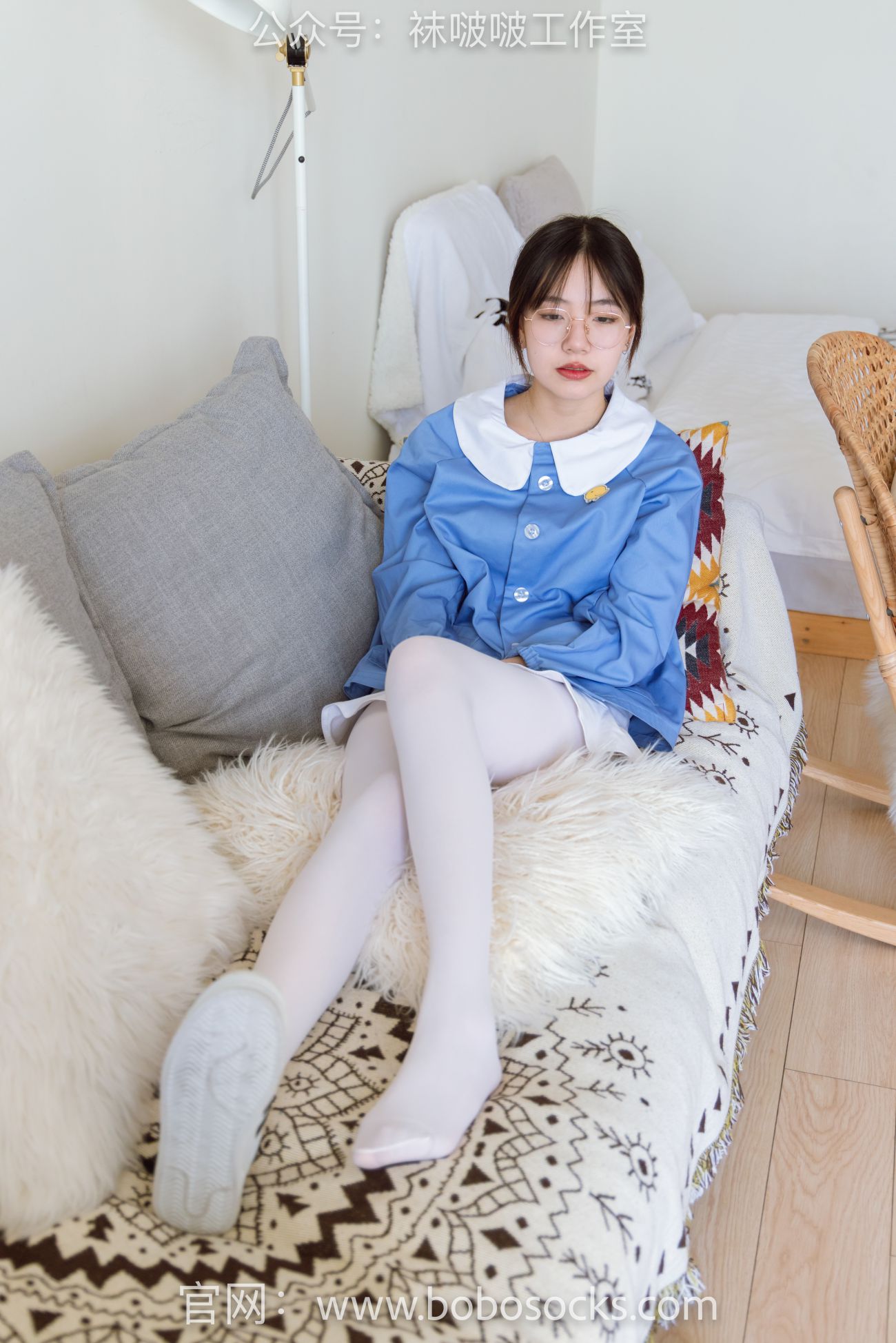 BoBoSocks袜啵啵美少女丝袜美脚写真第No.093期小甜豆贝壳头厚白丝 (49)