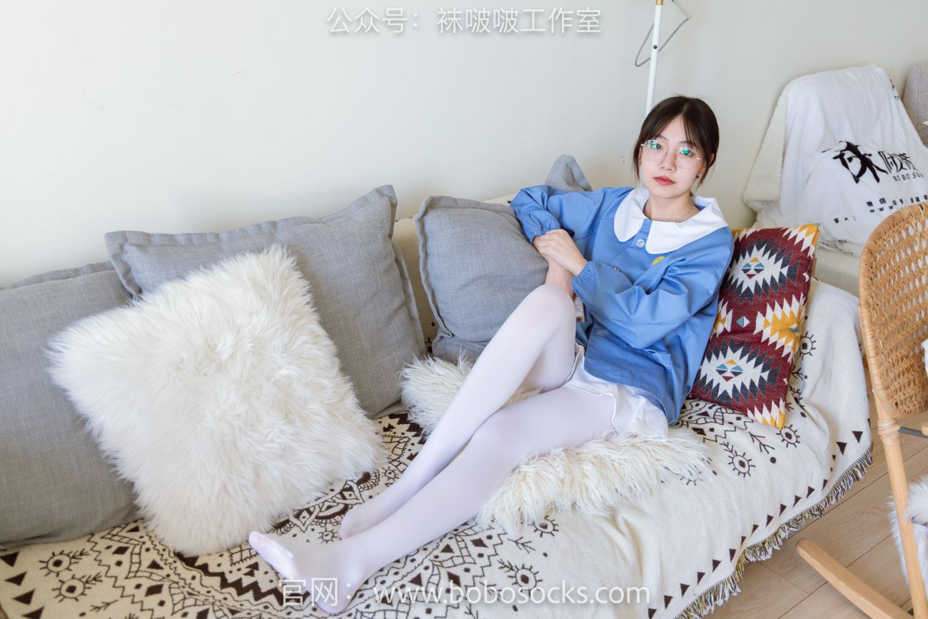 BoBoSocks袜啵啵美少女丝袜美脚写真第No.093期小甜豆贝壳头厚白丝 (58)